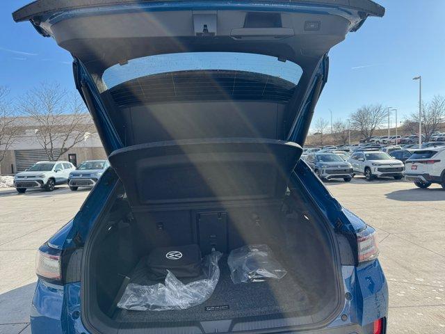 new 2025 Volkswagen ID.4 car, priced at $49,876