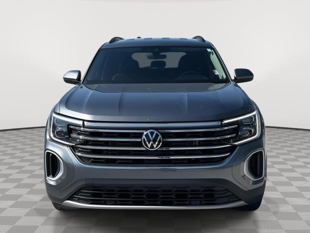 used 2024 Volkswagen Atlas car, priced at $30,000