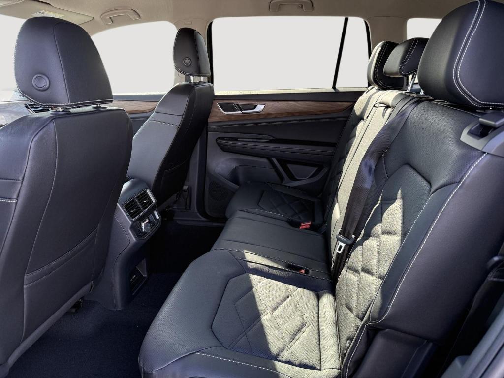 new 2026 Volkswagen Atlas car, priced at $38,745