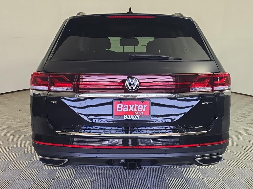 new 2026 Volkswagen Atlas car, priced at $43,351