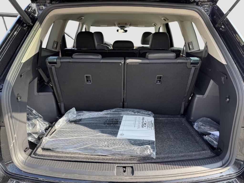 new 2026 Volkswagen Atlas car, priced at $38,745