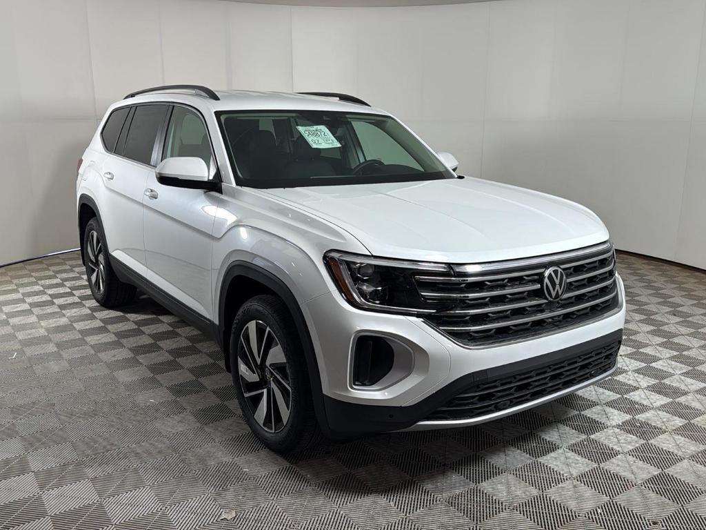 new 2026 Volkswagen Atlas car, priced at $43,276