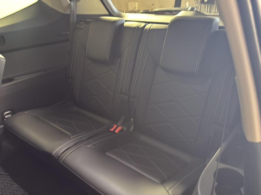 used 2024 Volkswagen Atlas car, priced at $35,989