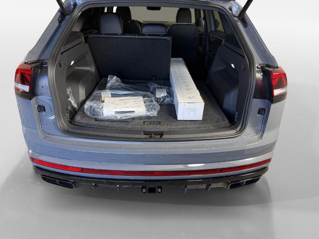 new 2026 Volkswagen Atlas Cross Sport car, priced at $48,446