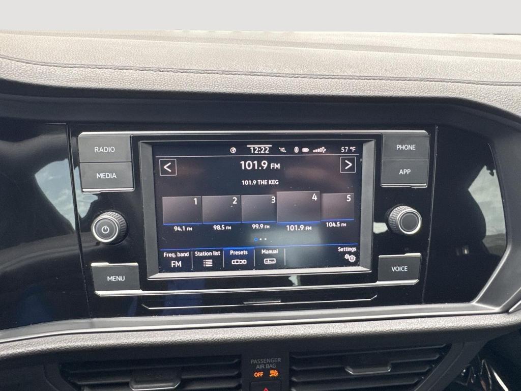 used 2023 Volkswagen Jetta car, priced at $21,060