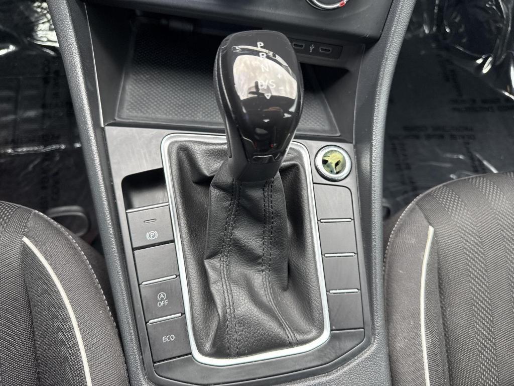 used 2023 Volkswagen Jetta car, priced at $21,060