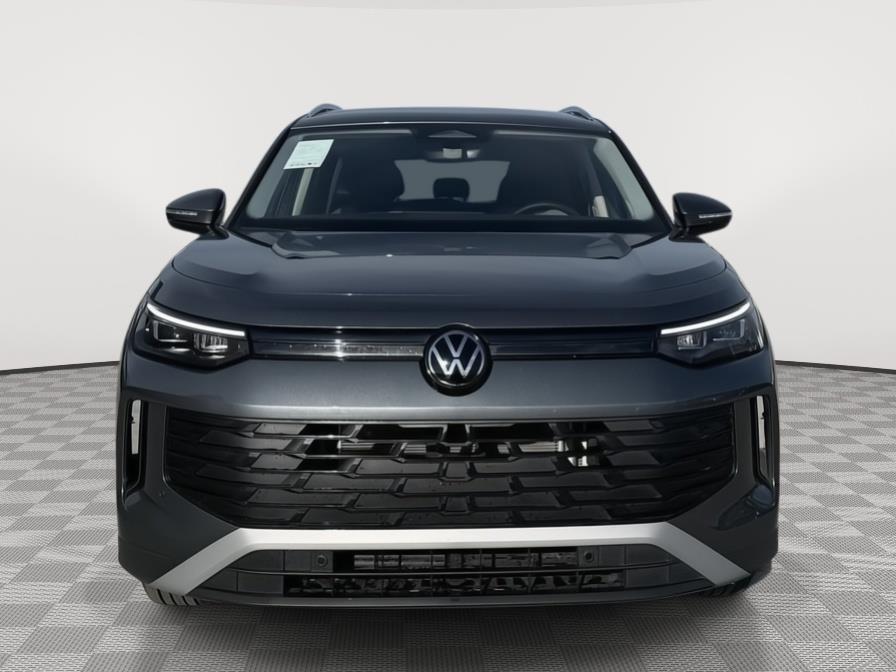 new 2026 Volkswagen Tiguan car, priced at $32,906