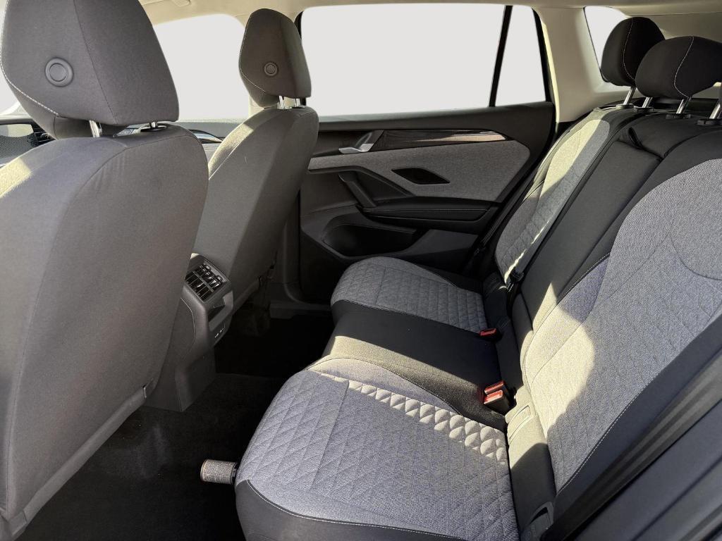 new 2026 Volkswagen Tiguan car, priced at $32,906