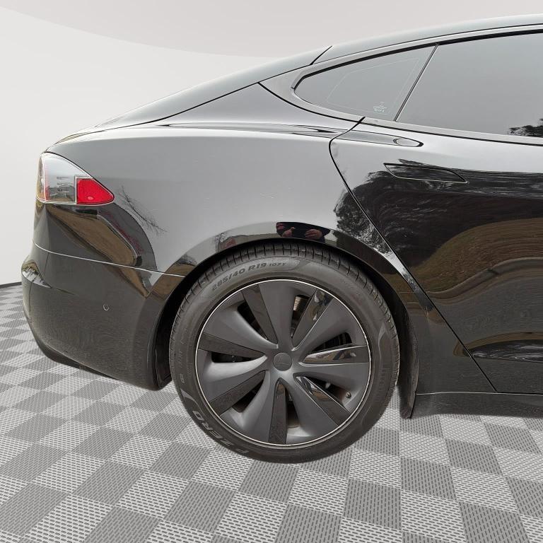 used 2021 Tesla Model S car, priced at $51,995