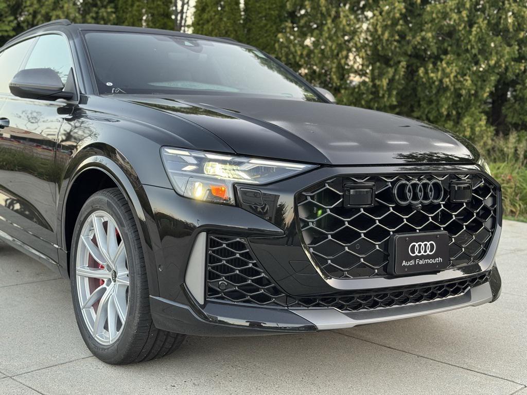 new 2025 Audi RS Q8 car, priced at $144,935
