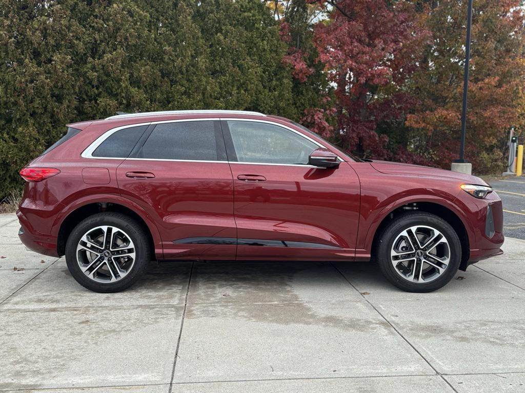 new 2025 Audi Q5 car, priced at $60,330