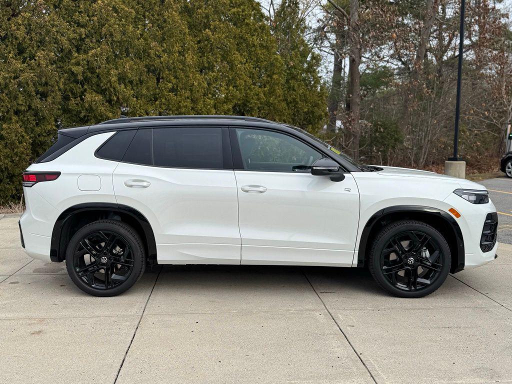 new 2026 Volkswagen Tiguan car, priced at $42,187