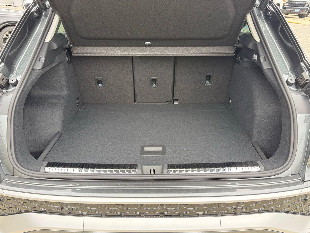 new 2026 Audi Q3 car, priced at $48,170