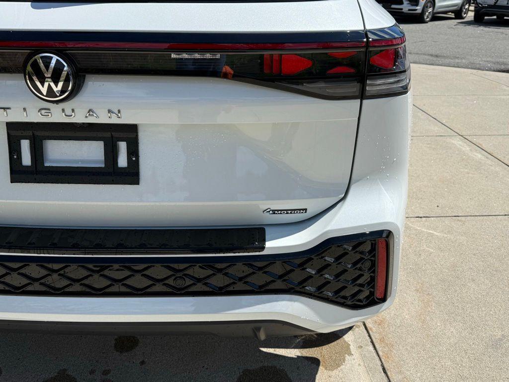 new 2026 Volkswagen Tiguan car, priced at $46,002