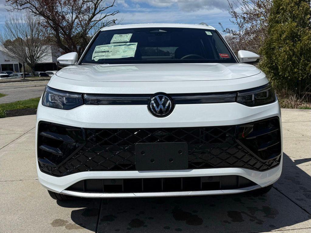 new 2026 Volkswagen Tiguan car, priced at $46,002