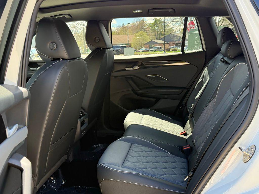 new 2026 Volkswagen Tiguan car, priced at $46,002