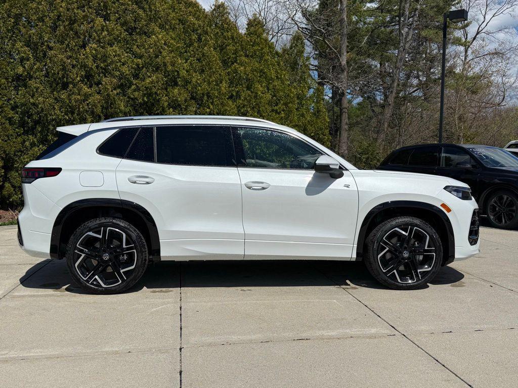 new 2026 Volkswagen Tiguan car, priced at $46,002