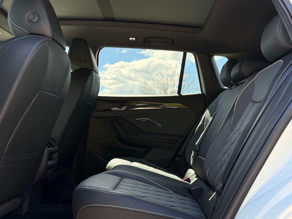new 2026 Volkswagen Tiguan car, priced at $46,002