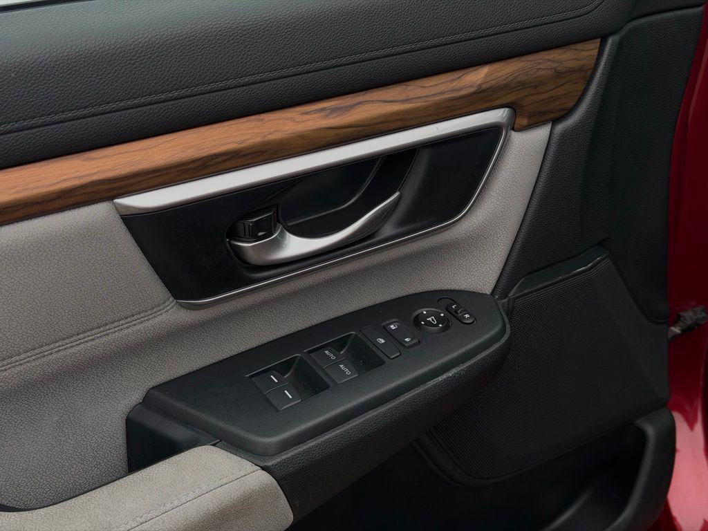 used 2020 Honda CR-V car, priced at $21,899