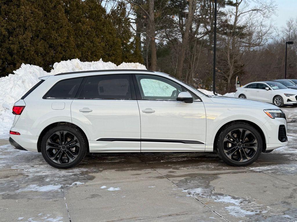 new 2026 Audi Q7 car, priced at $78,495