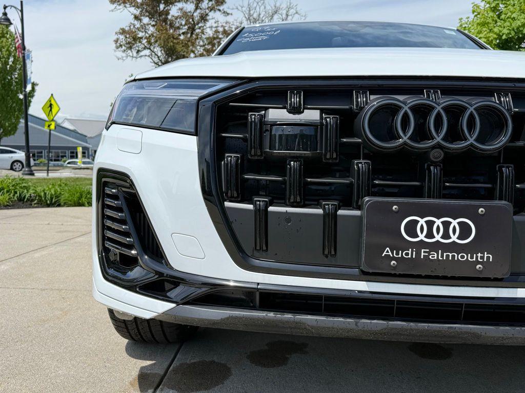 new 2026 Audi Q7 car, priced at $79,195