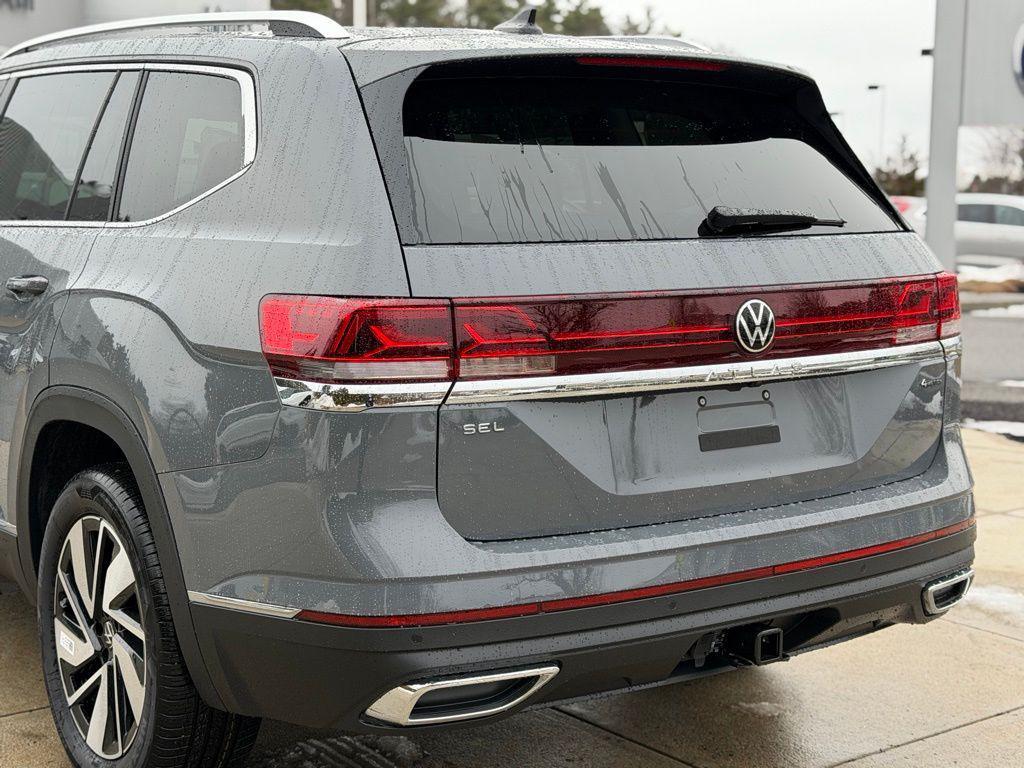 new 2026 Volkswagen Atlas car, priced at $52,388