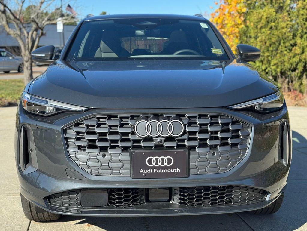new 2025 Audi Q5 car, priced at $59,980