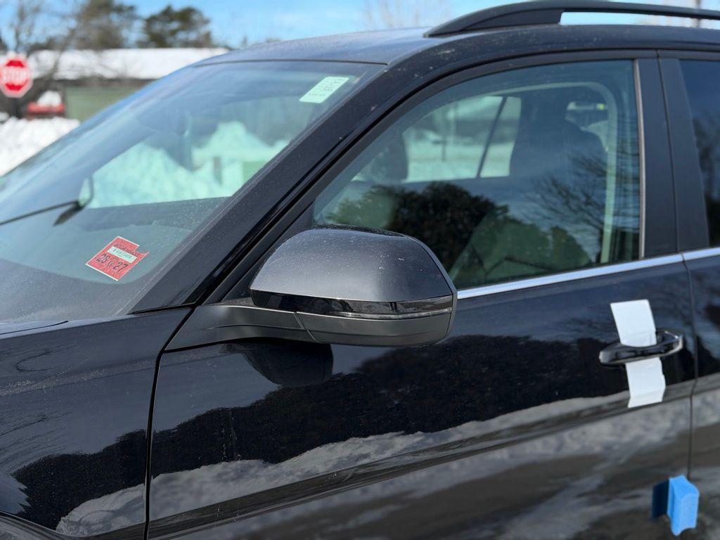 new 2026 Volkswagen Atlas car, priced at $49,515