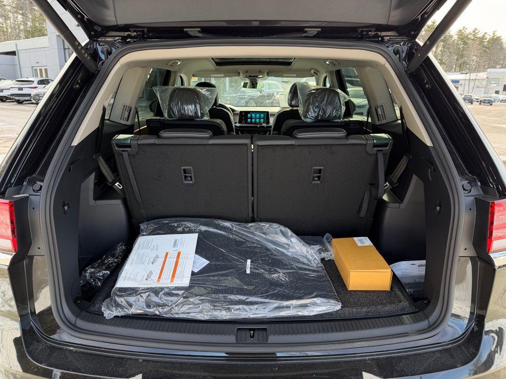 new 2026 Volkswagen Atlas car, priced at $49,515