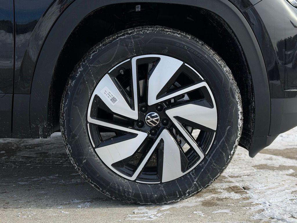 new 2026 Volkswagen Atlas car, priced at $49,515