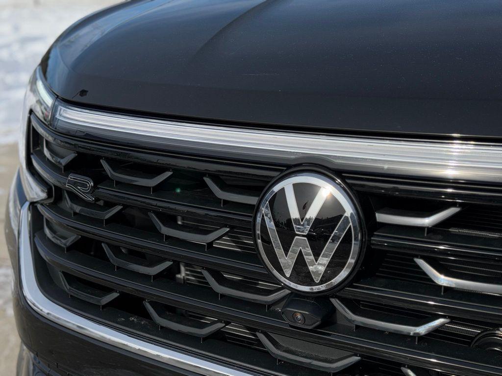 new 2026 Volkswagen Atlas car, priced at $56,943
