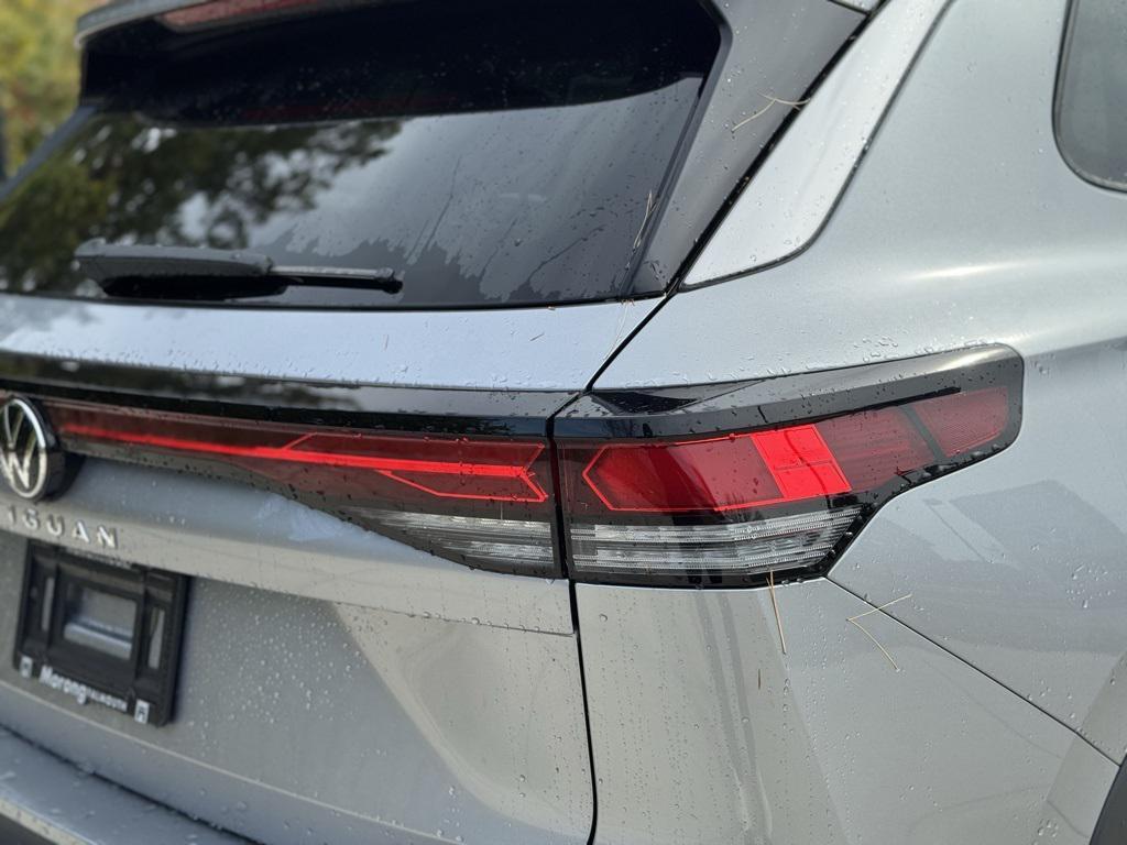 new 2025 Volkswagen Tiguan car, priced at $36,782