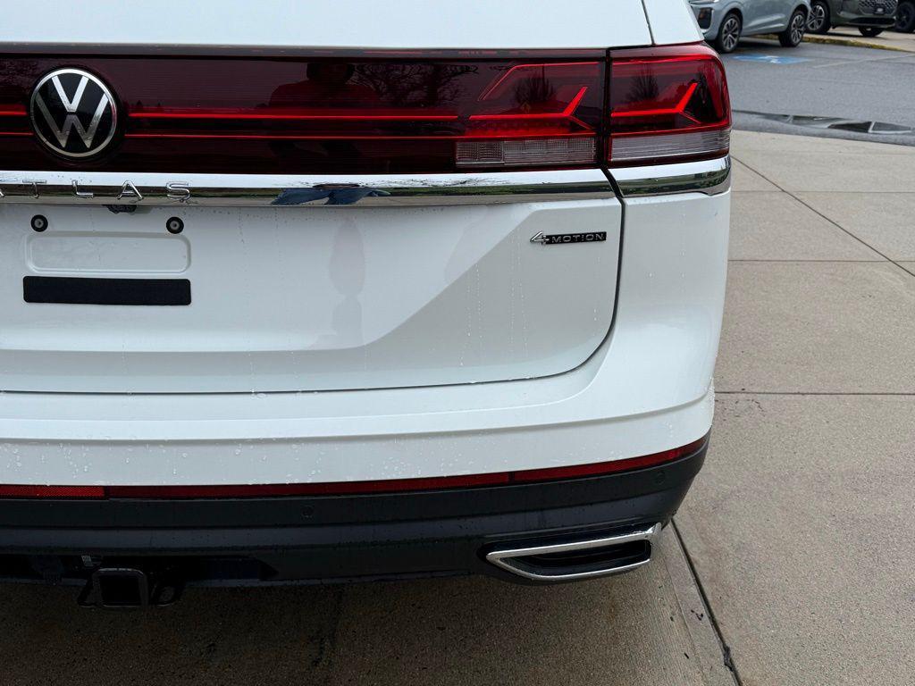 new 2026 Volkswagen Atlas car, priced at $48,770