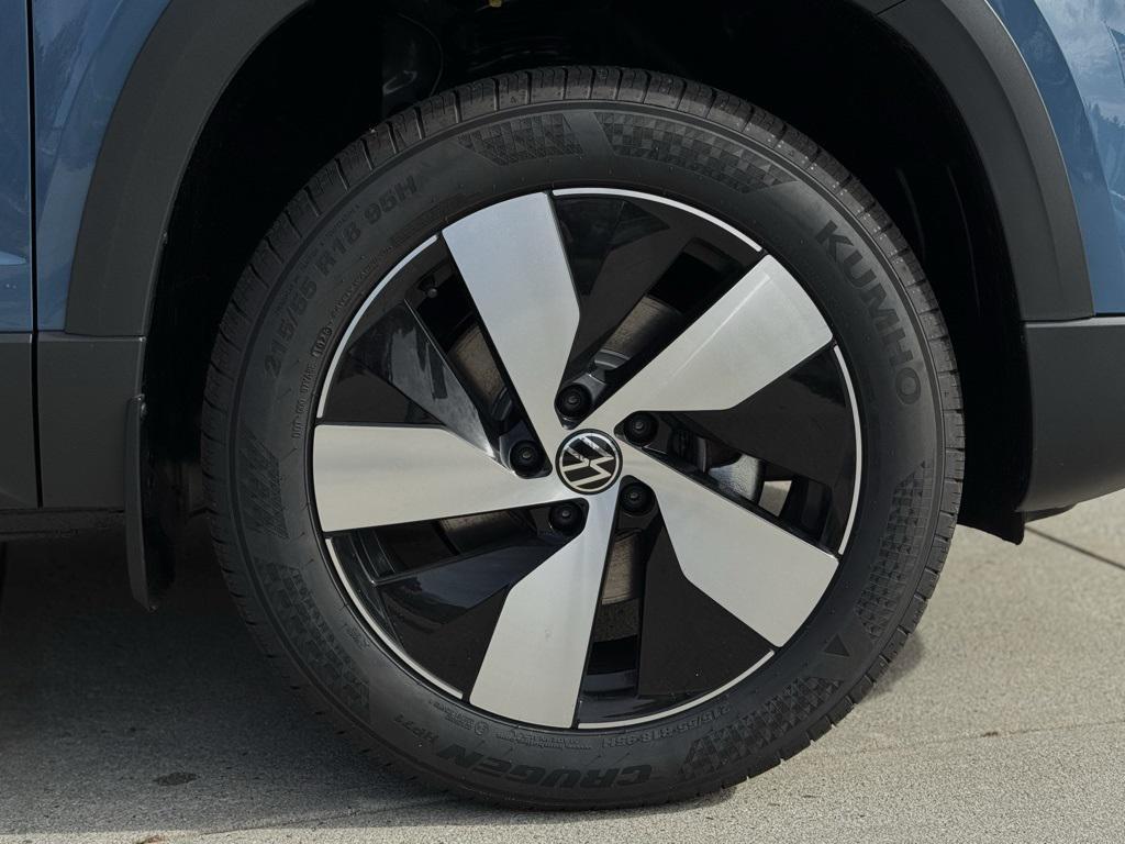new 2025 Volkswagen Taos car, priced at $29,206