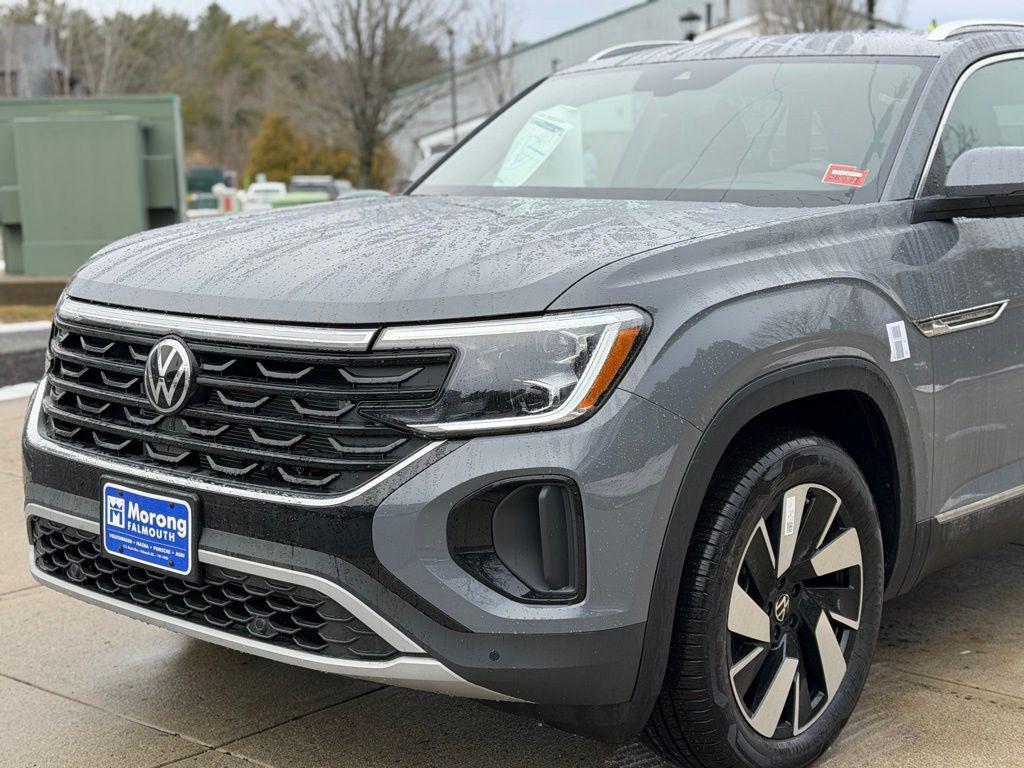 new 2026 Volkswagen Atlas Cross Sport car, priced at $51,621