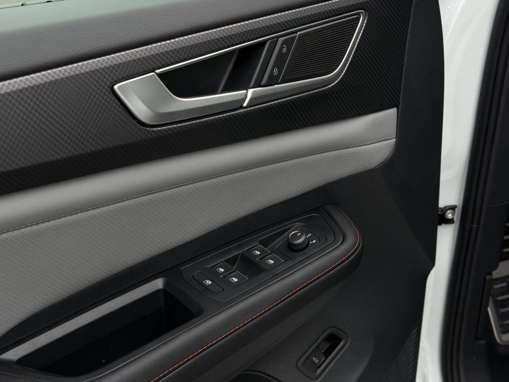 new 2026 Volkswagen Atlas car, priced at $52,071