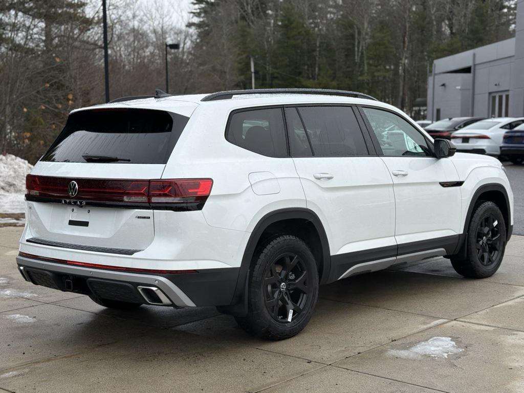 new 2026 Volkswagen Atlas car, priced at $52,071