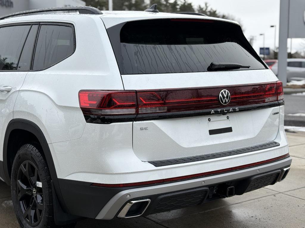 new 2026 Volkswagen Atlas car, priced at $52,071