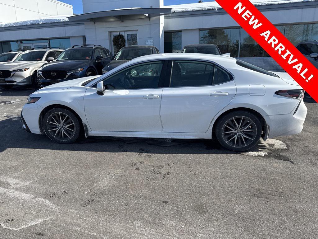 used 2024 Toyota Camry Hybrid car, priced at $28,250
