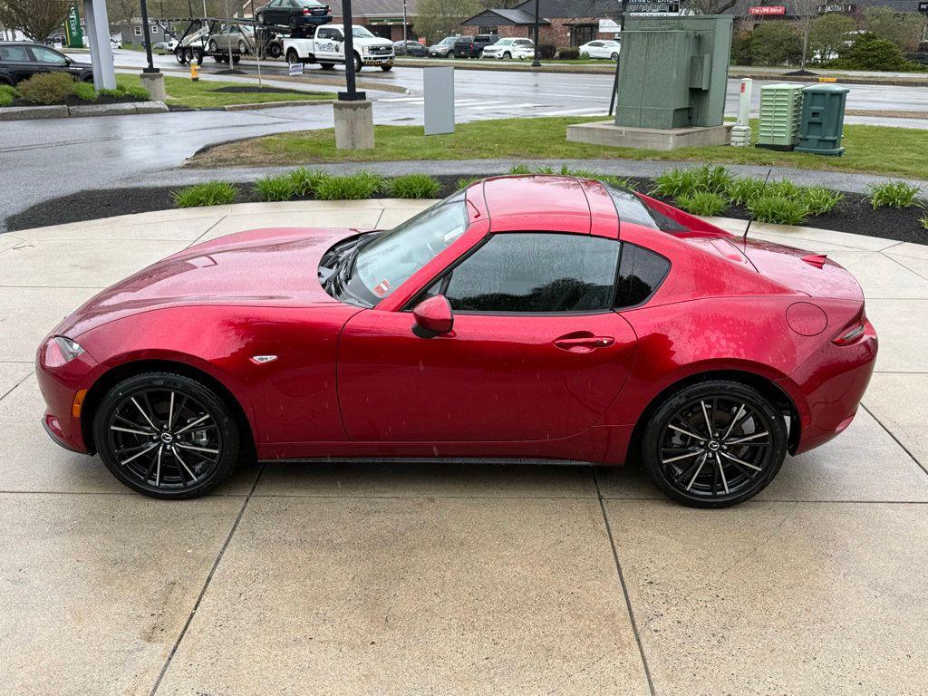new 2025 Mazda MX-5 Miata RF car, priced at $39,725