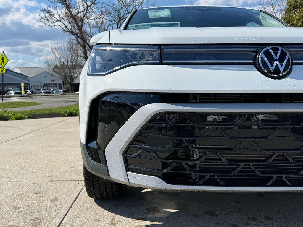 new 2026 Volkswagen Taos car, priced at $38,813