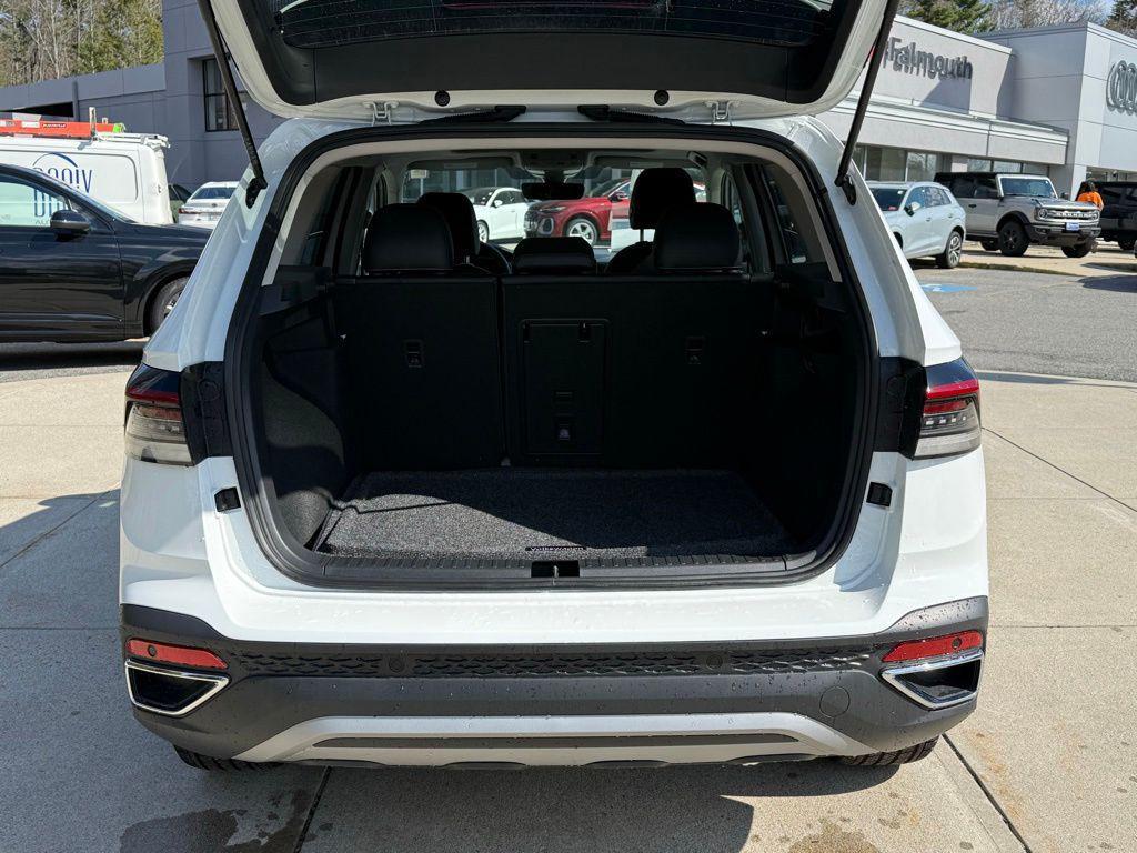 new 2026 Volkswagen Taos car, priced at $38,813