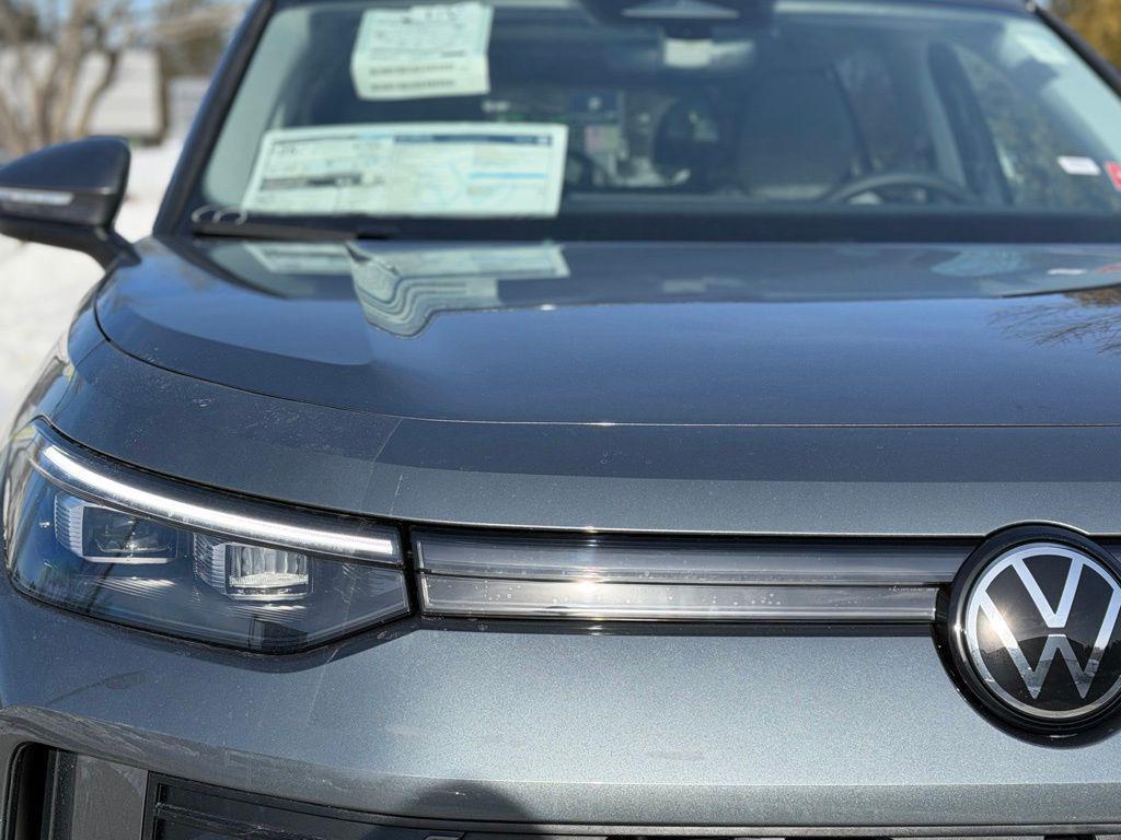 new 2026 Volkswagen Tiguan car, priced at $38,187