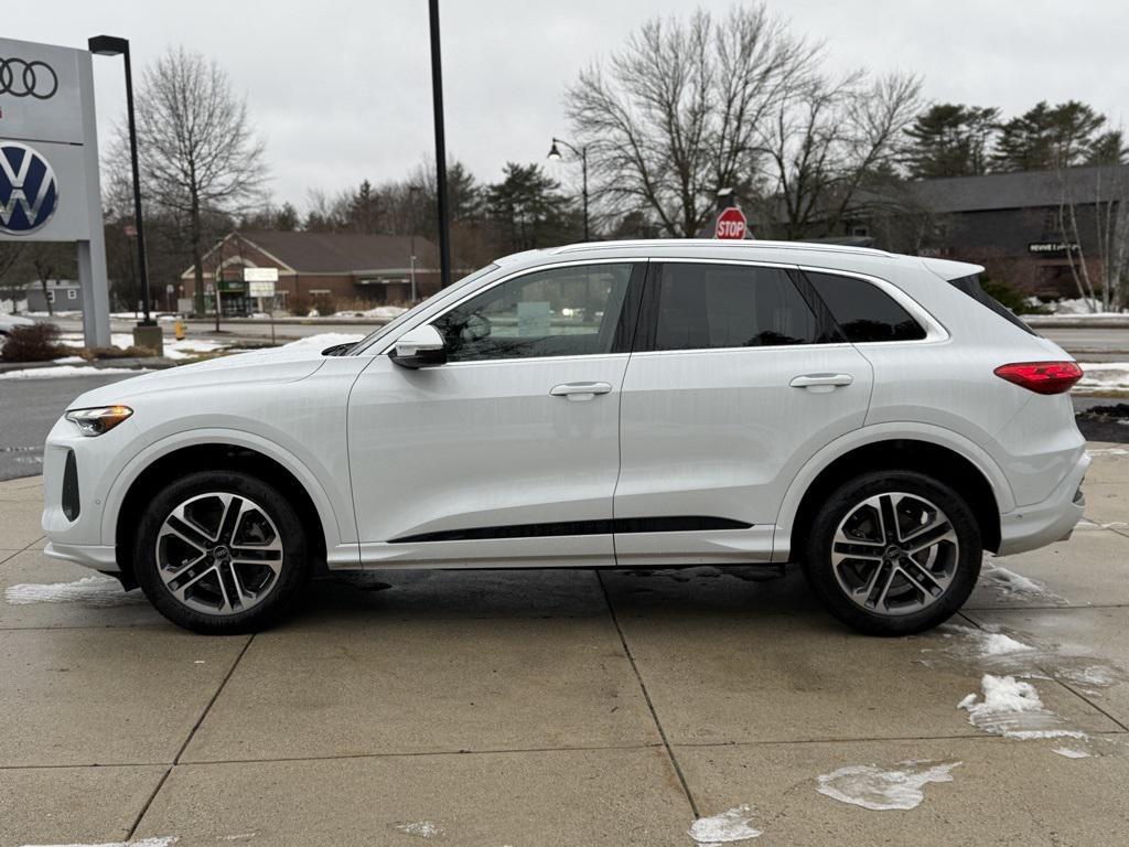 used 2025 Audi Q5 car, priced at $47,000