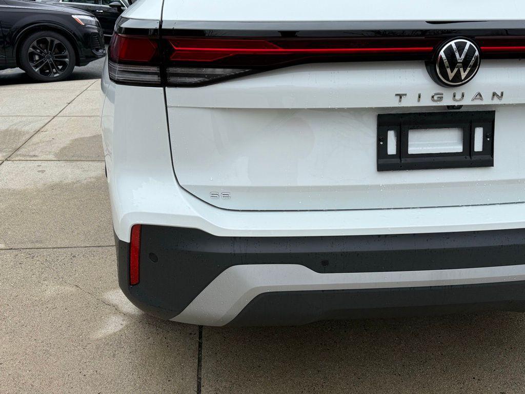 new 2026 Volkswagen Tiguan car, priced at $37,392