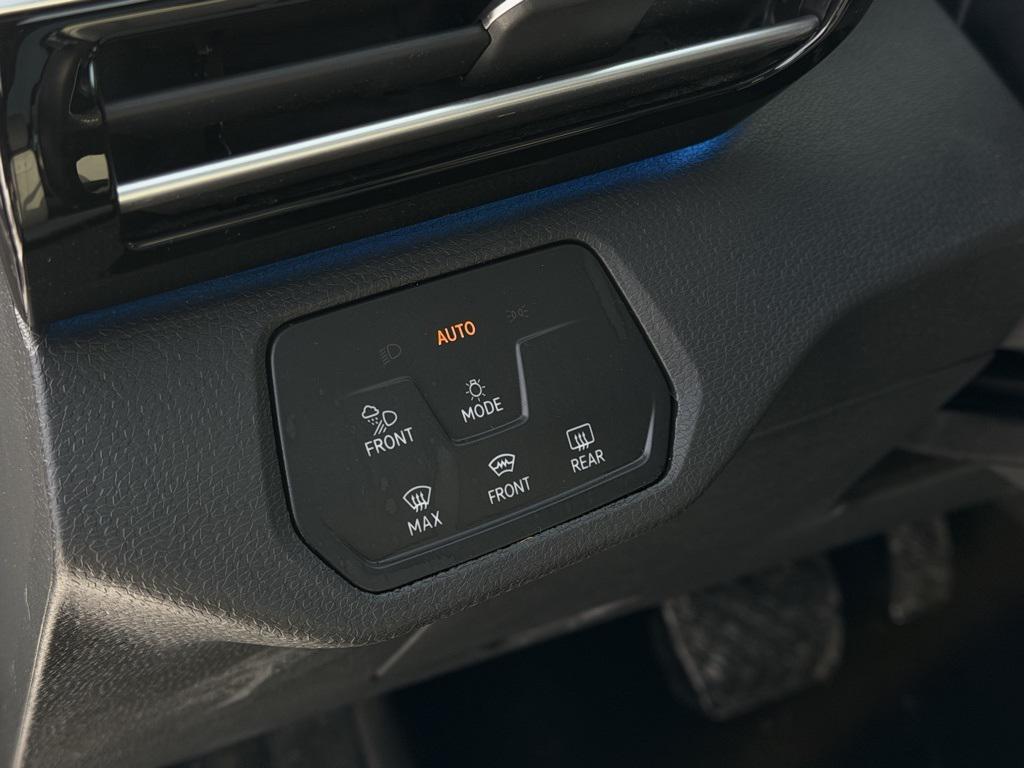 used 2022 Volkswagen ID.4 car, priced at $18,798