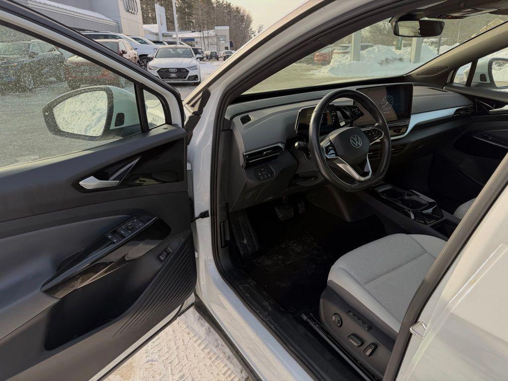 used 2022 Volkswagen ID.4 car, priced at $17,946