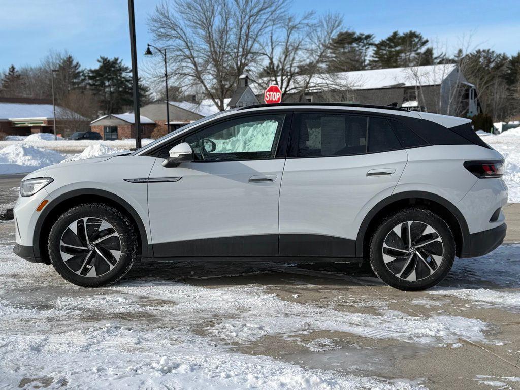 used 2022 Volkswagen ID.4 car, priced at $17,946