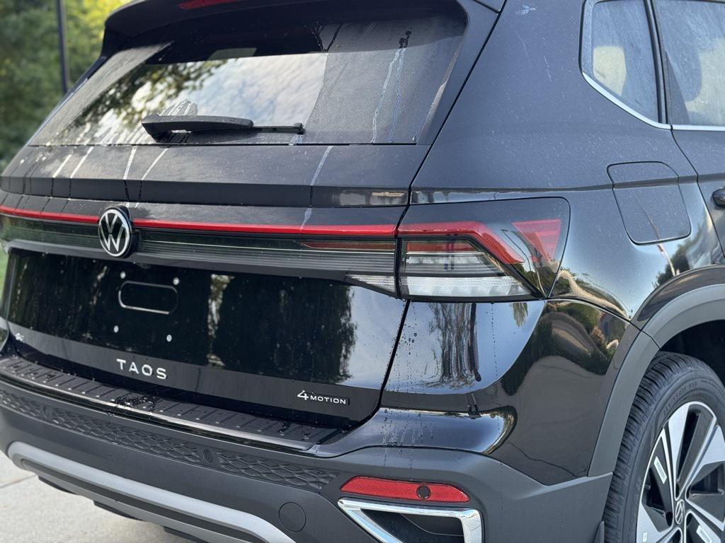 new 2025 Volkswagen Taos car, priced at $33,306