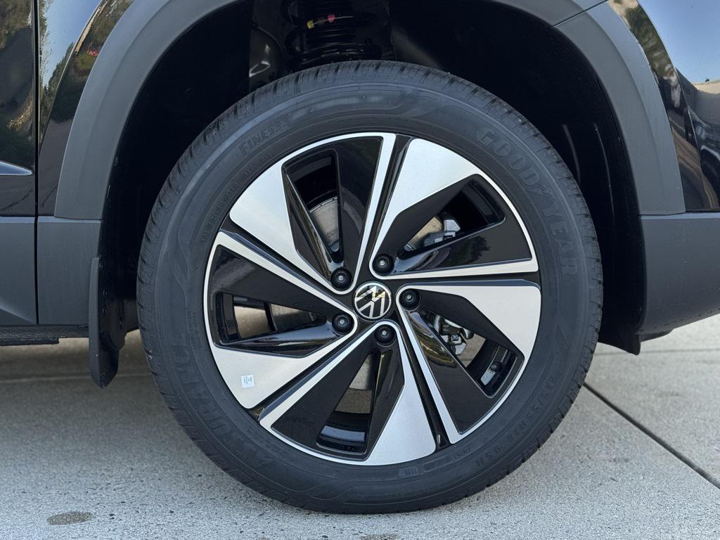 new 2025 Volkswagen Taos car, priced at $33,306